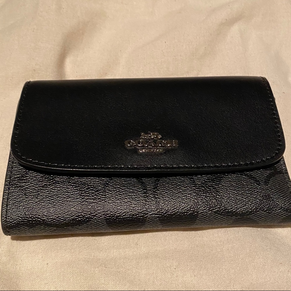Coach wallet